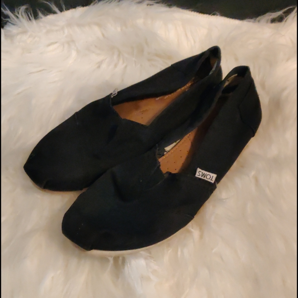Tom's women size 8.5